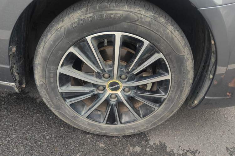 Used Roewe i5 2021 1.5L CVT Diamond Edition Right Front Wheel Hub