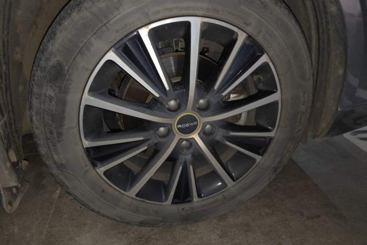 Used Roewe i5 2021 1.5L CVT Diamond Edition Right Front Wheel Hub
