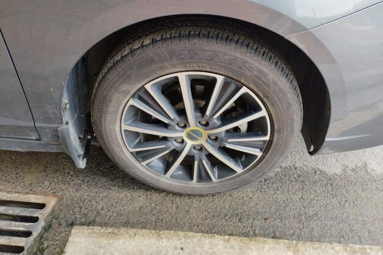 Used Roewe i5 2021 1.5L CVT Diamond Edition Right Front Wheel Hub