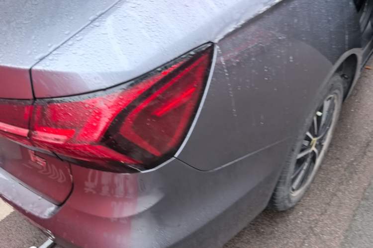 Used Roewe i5 2021 1.5L Manual Platinum Edition Right Rear Taillight