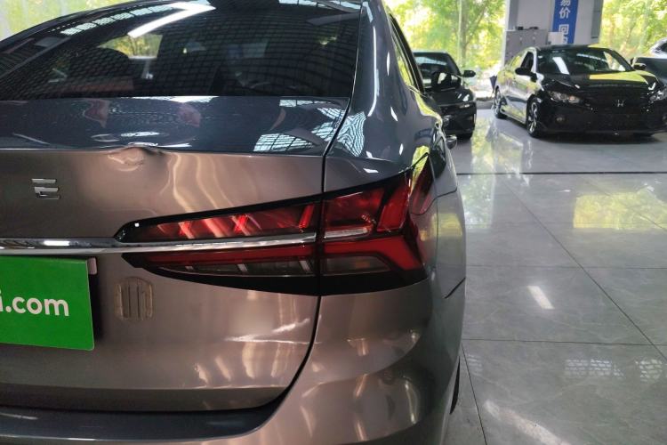 Used Roewe i5 2021 1.5L CVT Diamond Edition Right Rear Taillight