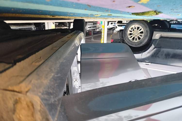 Used Roewe i5 2021 1.5L CVT Diamond Edition Right Side Sill