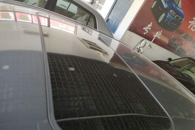 Used Roewe i5 2021 1.5L CVT Platinum Edition Roof
