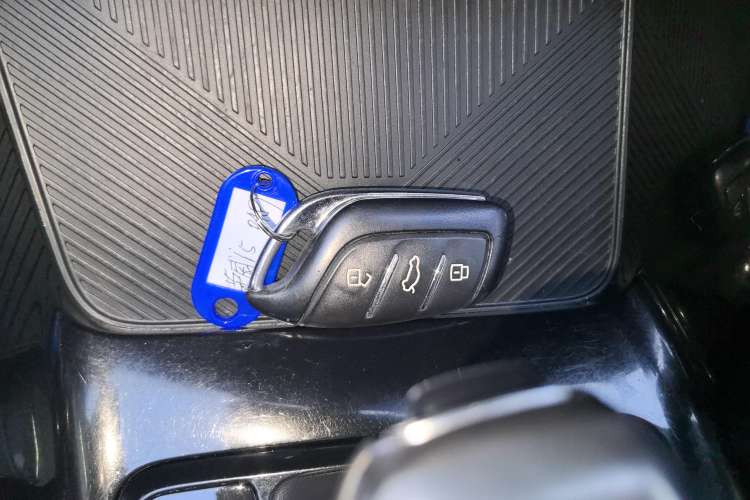 Used Roewe i5 2021 Revised 1.5L CVT Starry Edition Vehicle Key