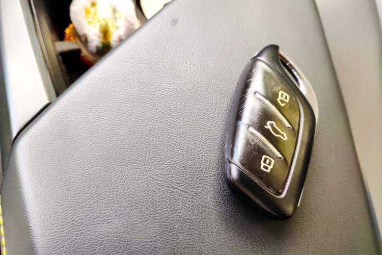 Used Roewe i5 2021 1.5L CVT Diamond Edition Vehicle Key