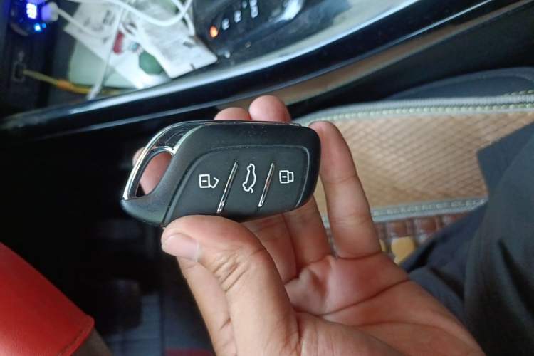 Used Roewe i5 2021 Revised Version 1.5L CVT Diamond Edition Vehicle Key