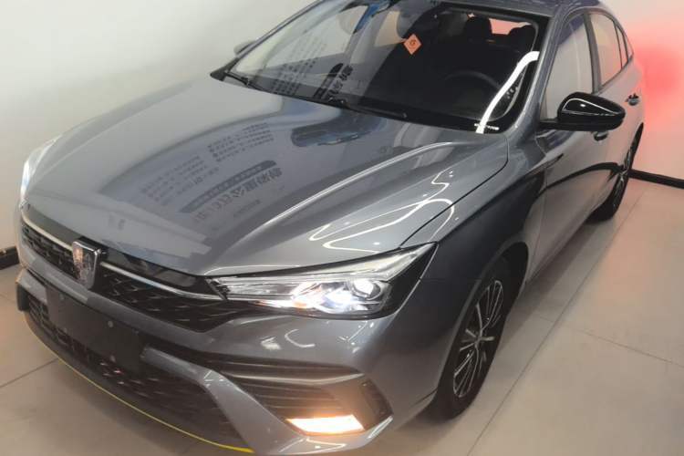 Used Roewe i5 2021 1.5L CVT Black Gold Edition Guazi used car, China used car export, Used car for sale, Used  cars, Cheapest cars for sale