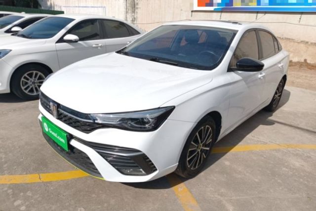 Used Roewe i5 2021 1.5L CVT Black Gold Edition