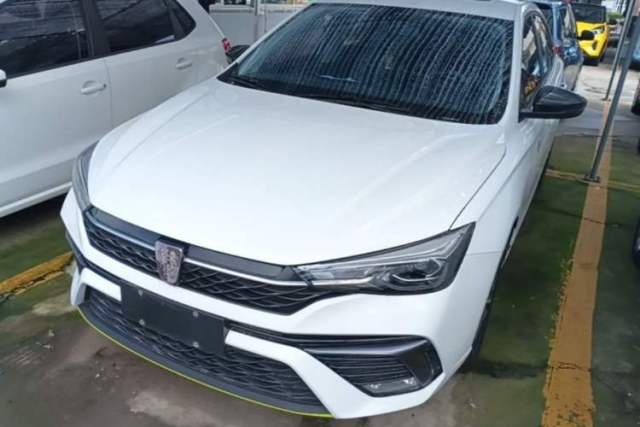 Used Roewe i5 2021 1.5L CVT Platinum Edition