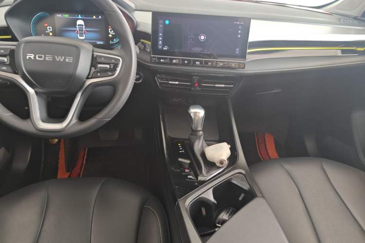 Used Roewe i5 2021 Revised Version 1.5L CVT Diamond Edition Audio And AC Panel