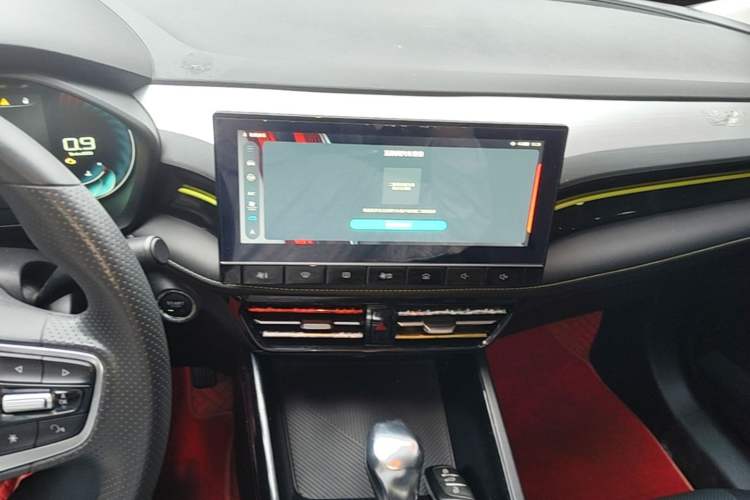 Used Roewe i5 2021 1.5L CVT Diamond Edition Audio And AC Panel
