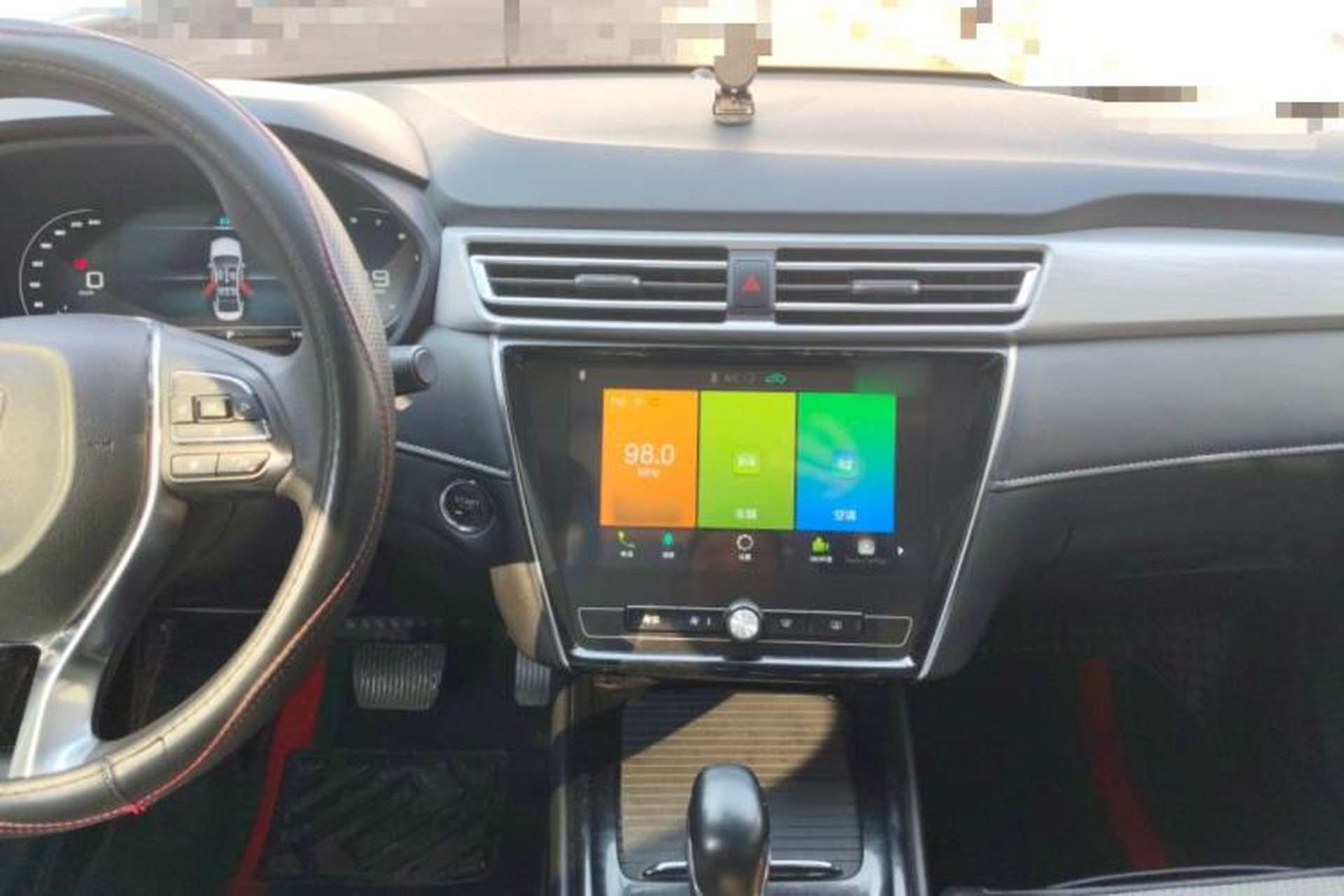 Used Roewe i5 2021 1.5L CVT Diamond Edition Audio And AC Panel