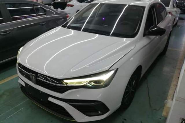 Roewe i5 2021 Revised Version 1.5L CVT Diamond Edition d’occasion