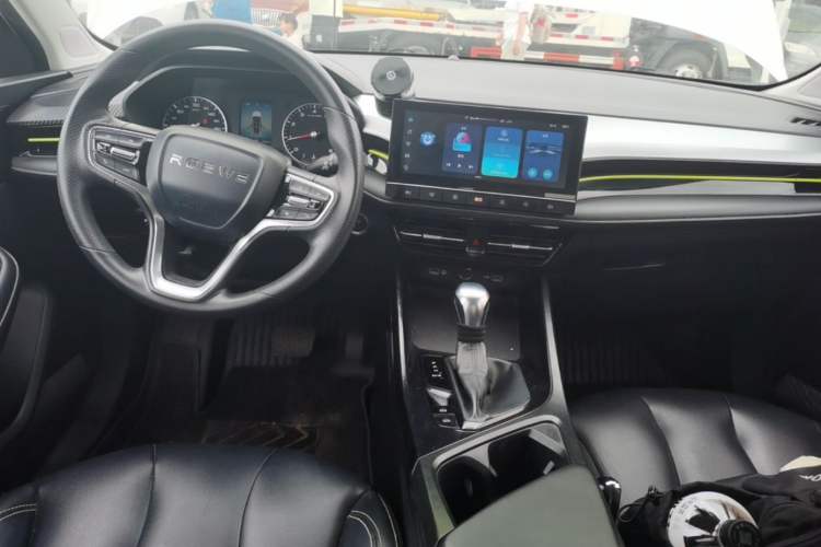 Used Roewe i5 2021 1.5L CVT Platinum Edition Center Console