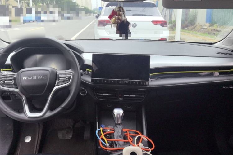 Used Roewe i5 2021 1.5L CVT Starry Edition Center Console
