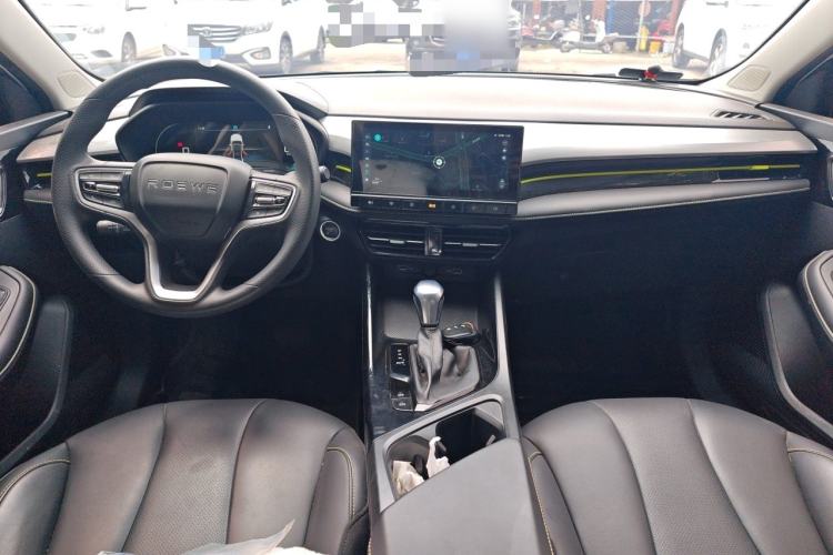 Used Roewe i5 2021 1.5L CVT Diamond Edition Center Console