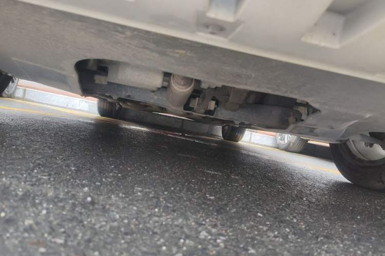 Used Roewe i5 2021 1.5L Manual Platinum Edition Chassis Front