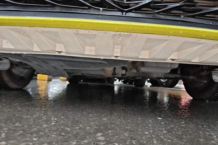Used Roewe i5 2021 1.5L CVT Diamond Edition Chassis Front