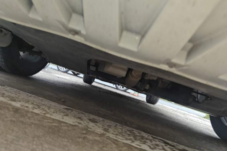 Used Roewe i5 2021 1.5L Manual Platinum Edition Chassis Front