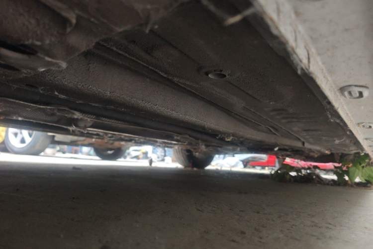 Used Roewe i5 2021 1.5L CVT Starry Edition Chassis Front Left