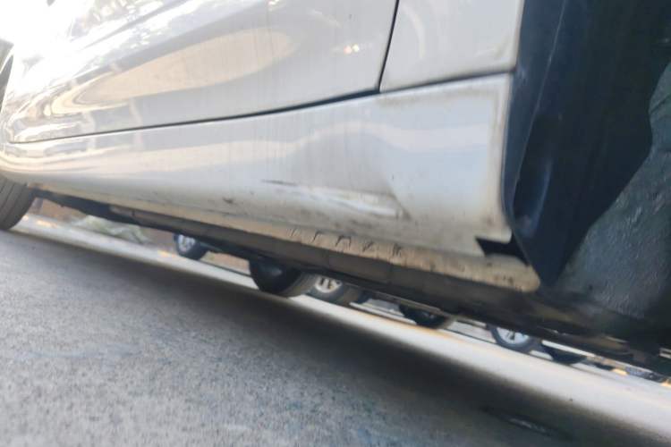 Used Roewe i5 2021 1.5L Manual Platinum Edition Chassis Front Right
