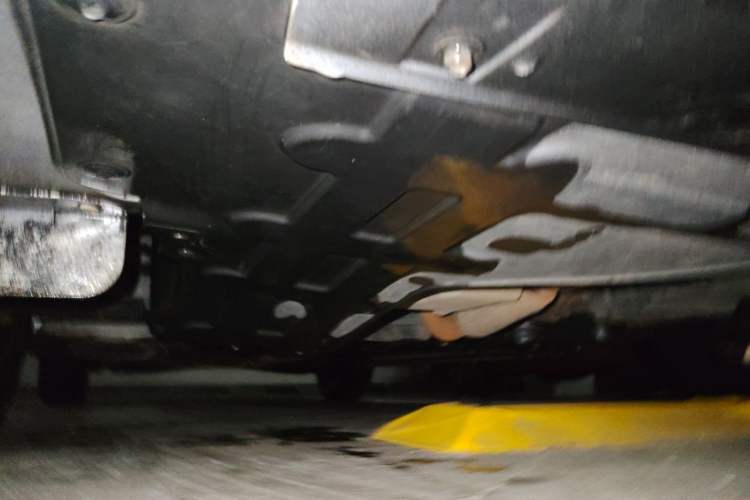 Used Roewe i5 2021 1.5L CVT Diamond Edition Chassis Front Right