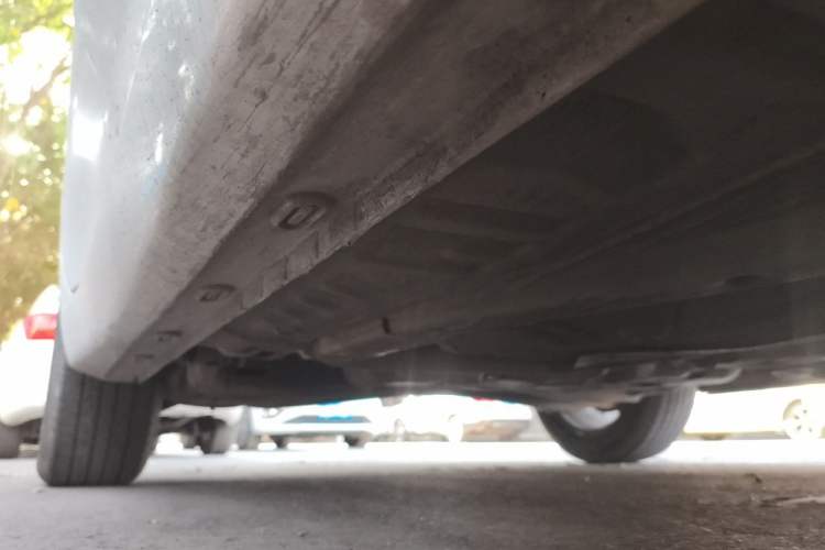 Used Roewe i5 2021 1.5L Manual Diamond Edition Chassis Front Right