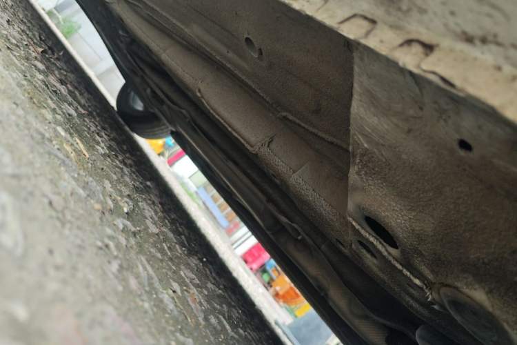 Used Roewe i5 2021 1.5L CVT Platinum Edition Chassis Front Right