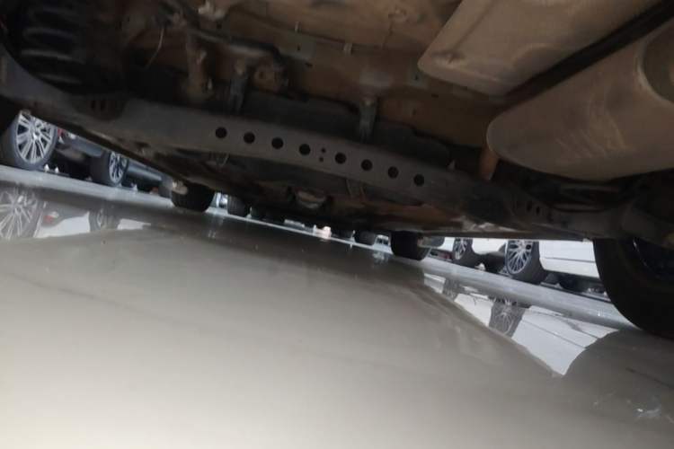 Used Roewe i5 2021 1.5L CVT Diamond Edition Chassis Rear