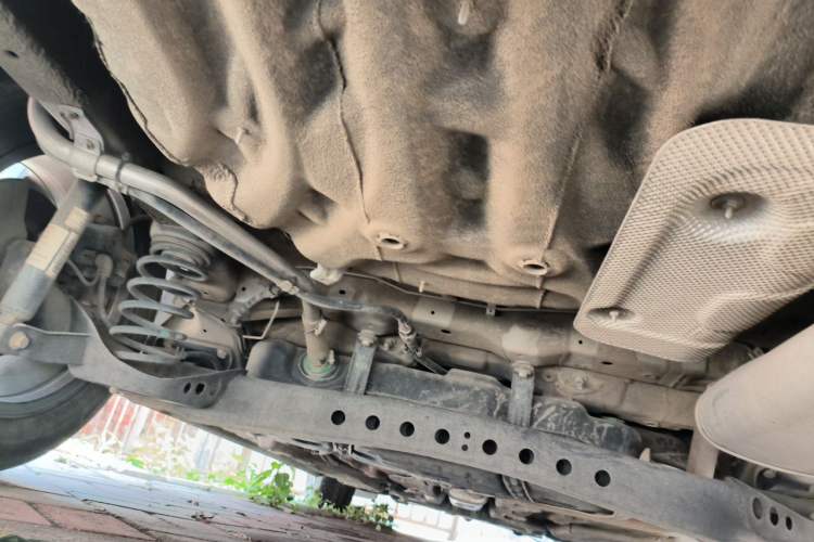 Used Roewe i5 2021 1.5L CVT Platinum Edition Chassis Rear