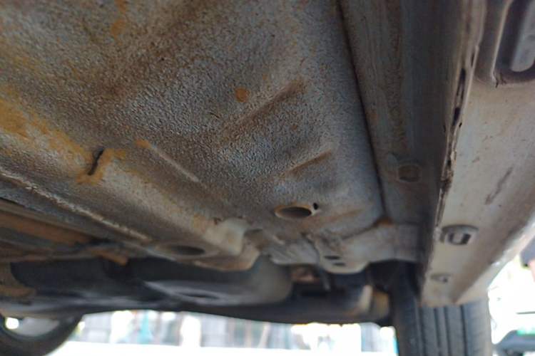 Used Roewe i5 2021 1.5L CVT Diamond Edition Chassis Rear Left