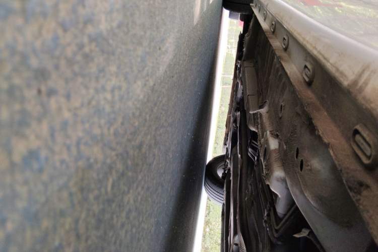 Used Roewe i5 2021 Revised Version 1.5L CVT Diamond Edition Chassis Rear Left
