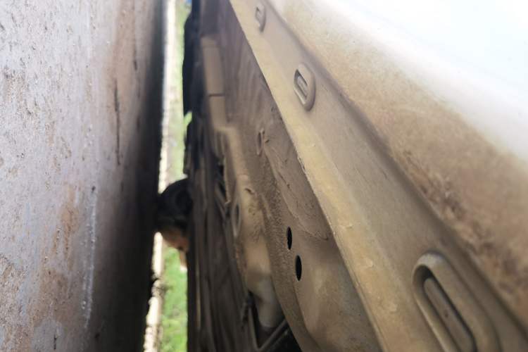Used Roewe i5 2021 1.5L Manual Platinum Edition Chassis Rear Left