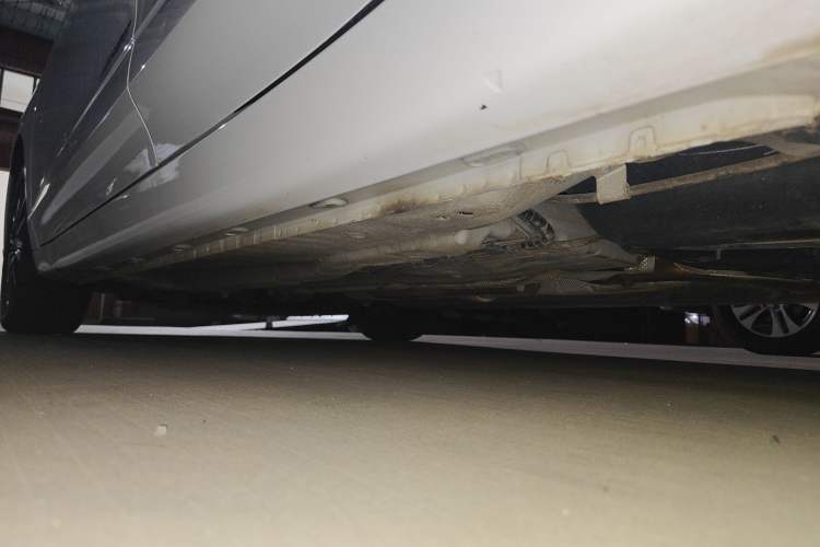 Used Roewe i5 2021 1.5L Manual Platinum Edition Chassis Rear Left
