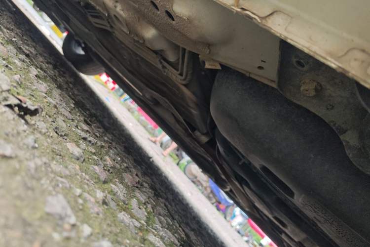 Used Roewe i5 2021 1.5L CVT Platinum Edition Chassis Rear Left