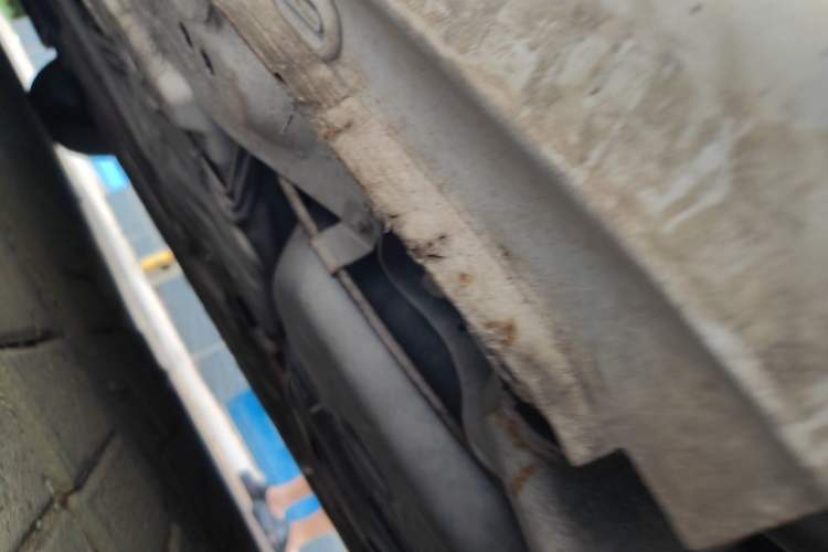 Used Roewe i5 2021 1.5L Manual Platinum Edition Chassis Rear Left