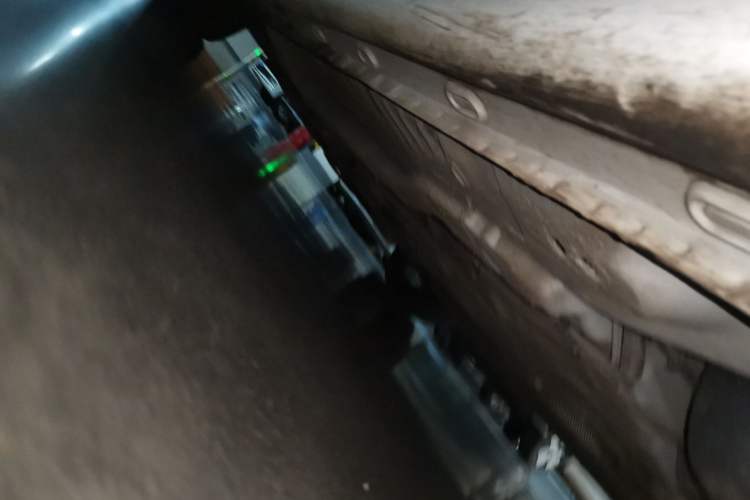 Used Roewe i5 2021 1.5L CVT Diamond Edition Chassis Rear Left