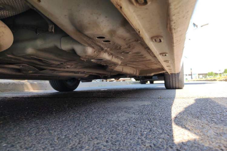 Used Roewe i5 2021 1.5L CVT Diamond Edition Chassis Rear Right