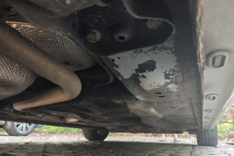 Used Roewe i5 2021 1.5L CVT Platinum Edition Chassis Rear Right