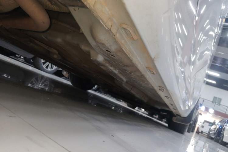Used Roewe i5 2021 1.5L CVT Diamond Edition Chassis Rear Right