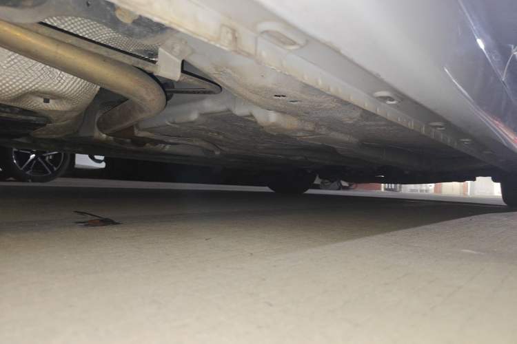 Used Roewe i5 2021 1.5L Manual Platinum Edition Chassis Rear Right