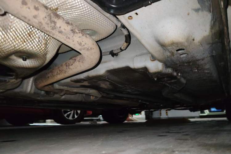 Used Roewe i5 2021 1.5L CVT Diamond Edition Chassis Rear Right