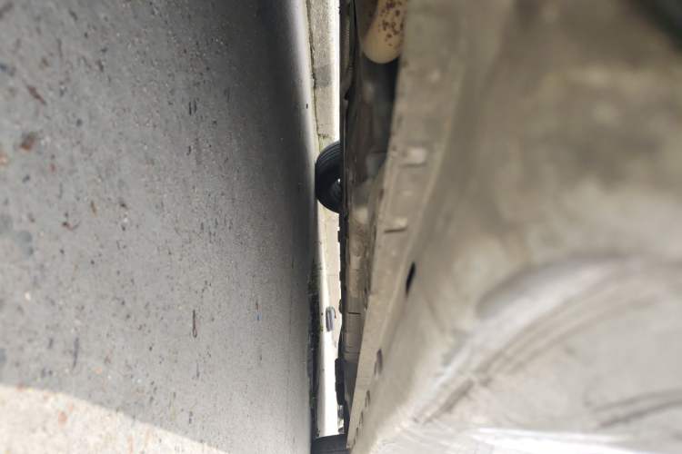 Used Roewe i5 2021 1.5L CVT Platinum Edition Chassis Rear Right
