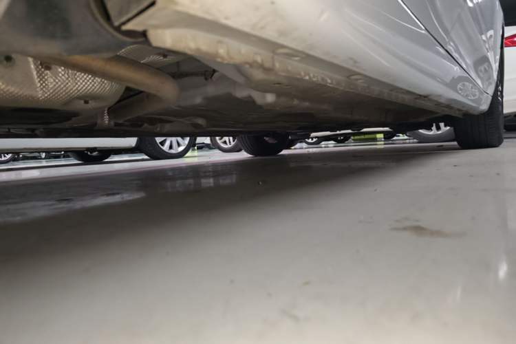 Used Roewe i5 2021 1.5L CVT Starry Edition Chassis Rear Right