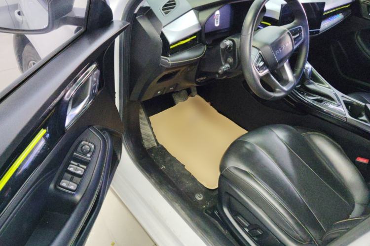 Used Roewe i5 2021 Revised 1.5L CVT Starry Edition Driver Seat