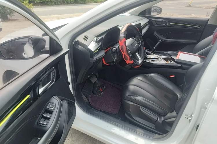 Used Roewe i5 2021 Revised Version 1.5L CVT Diamond Edition Driver Seat