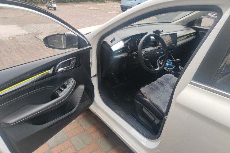 Used Roewe i5 2021 1.5L Manual Diamond Edition Driver Seat