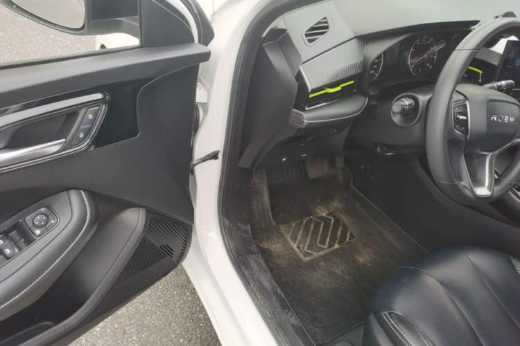 Used Roewe i5 2021 1.5L CVT Platinum Edition Driver Seat
