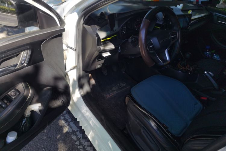 Used Roewe i5 2021 1.5L Manual Diamond Edition Driver Seat