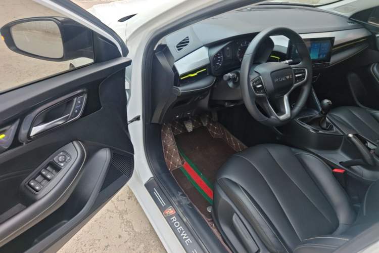 Used Roewe i5 2021 1.5L Manual Diamond Edition Driver Seat